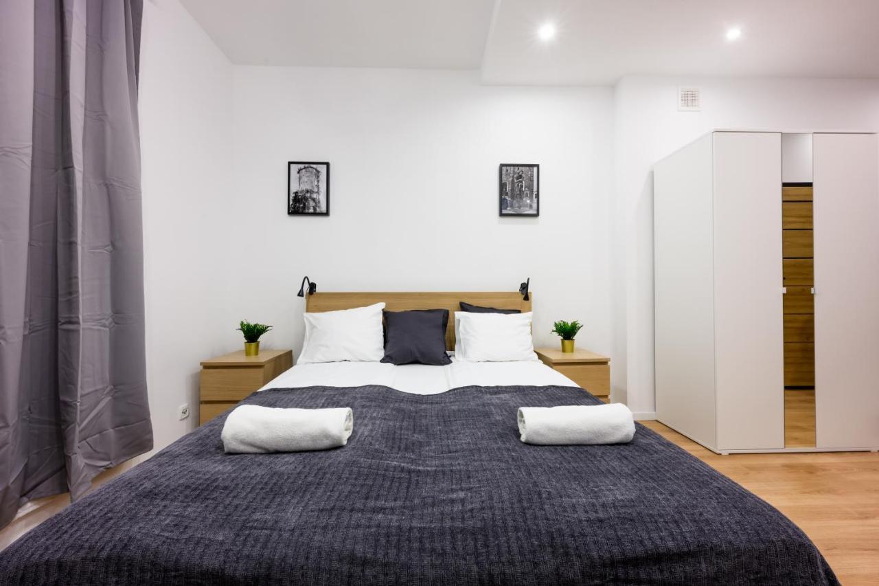 Cracow Rent Apartments - Spacious Apartments For 2-7 People In Quiet Area - Kolberga Street Nr 3 - 10 Min To Main Square By Foot Krakau Buitenkant foto