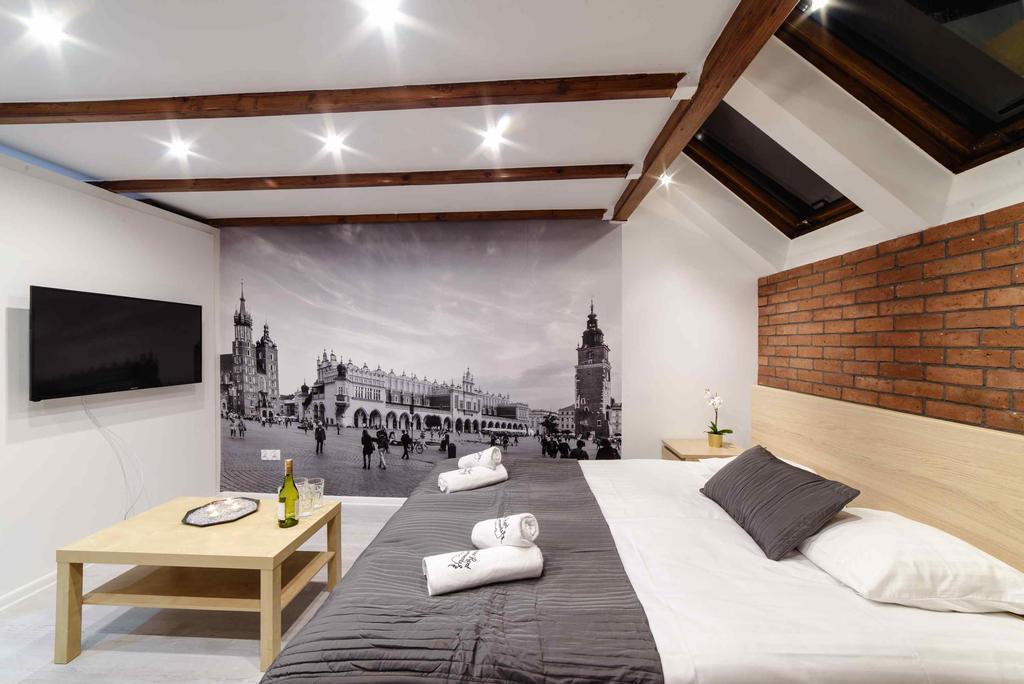 Cracow Rent Apartments - Spacious Apartments For 2-7 People In Quiet Area - Kolberga Street Nr 3 - 10 Min To Main Square By Foot Krakau Buitenkant foto