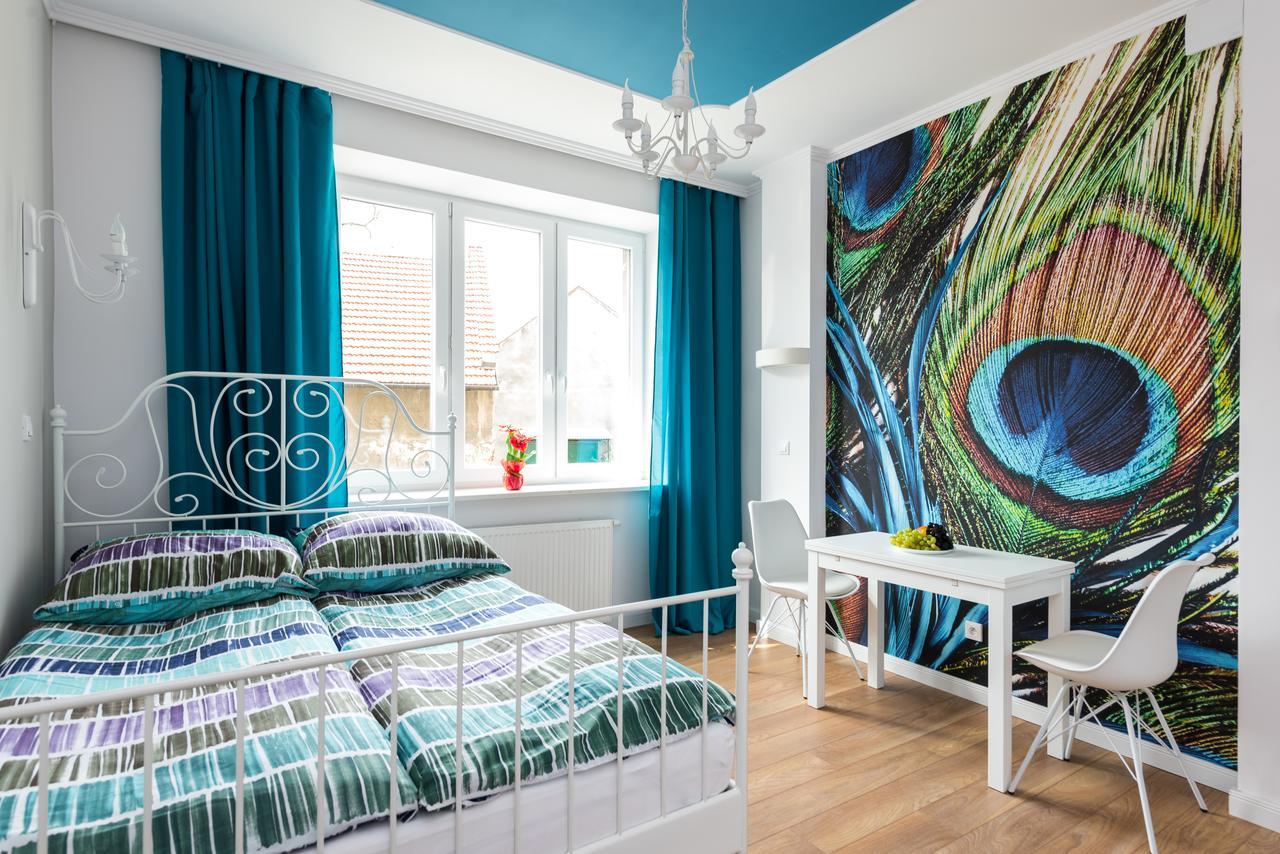 Cracow Rent Apartments - Spacious Apartments For 2-7 People In Quiet Area - Kolberga Street Nr 3 - 10 Min To Main Square By Foot Krakau Buitenkant foto
